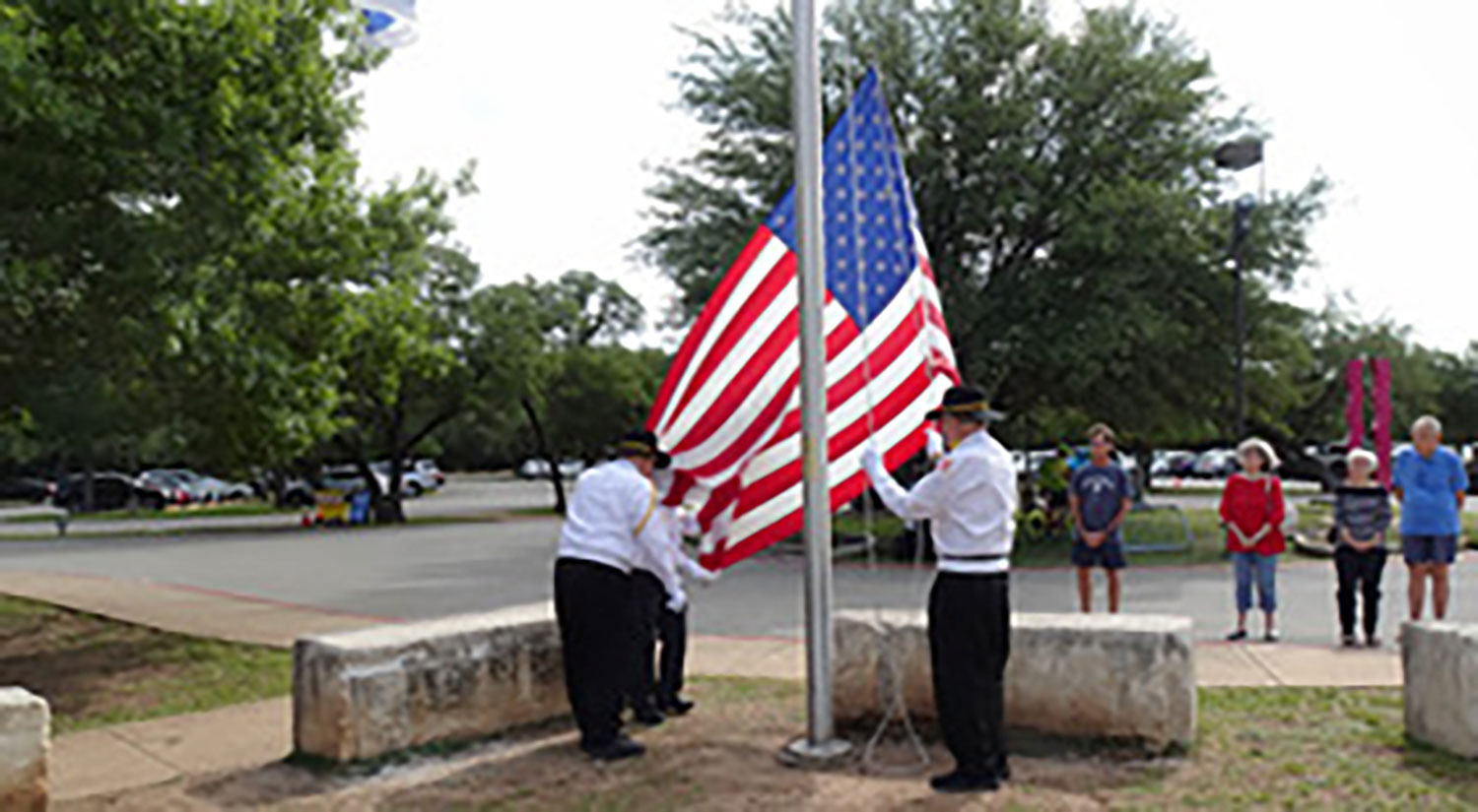 Jewish War Veterans preparing to raise the American flag