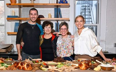 SoulCycle + Peoplehood Co-Founder Julie Rice Hosts Shabbat Dinner with Jake Cohen + OneTable to Celebrate Joan Nathan Memoir 